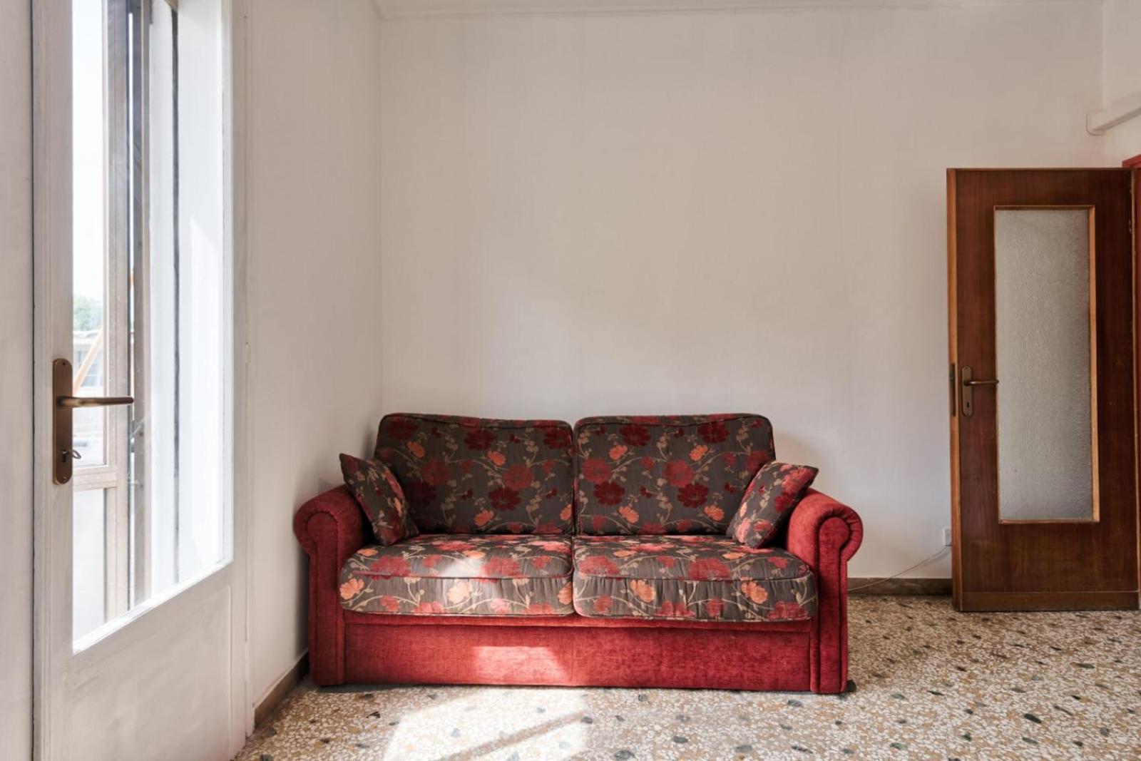 Cozy Best Apartment In City With Free Parking Municipalità di Municipalità di Marghera Kültér fotó